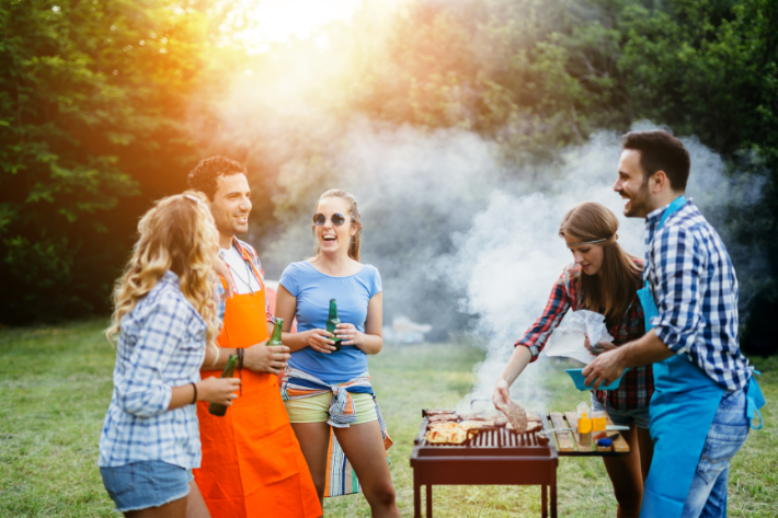 Image for 4 Tips to Hosting a Perfect End-of-Summer Barbecue  at Your Apartment