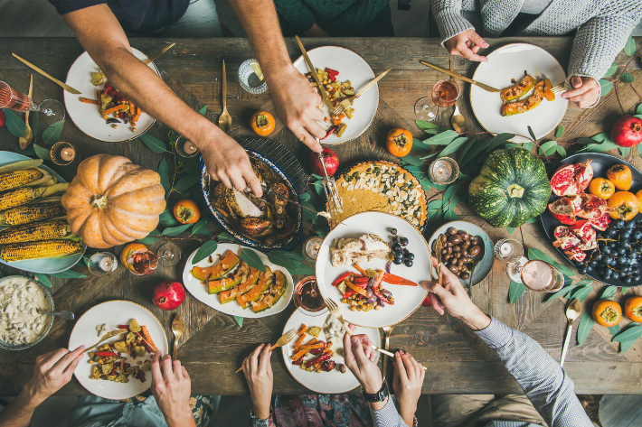 How to Host Thanksgiving Successfully in an Apartment Cover Photo