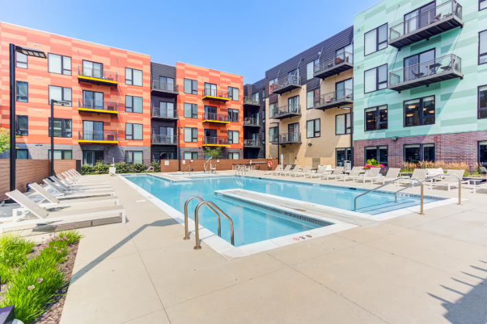 Image for Ways to Take Advantage of Summer at Your Luxury Apartment