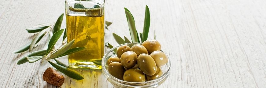 Top Off Your Next Meal with Infused Olive Oil and You Will Not Regret It Cover Photo
