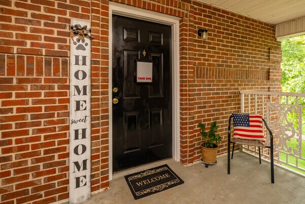 Welcoming Atmosphere at Admiral Place Apartments in Shelbyville, TN