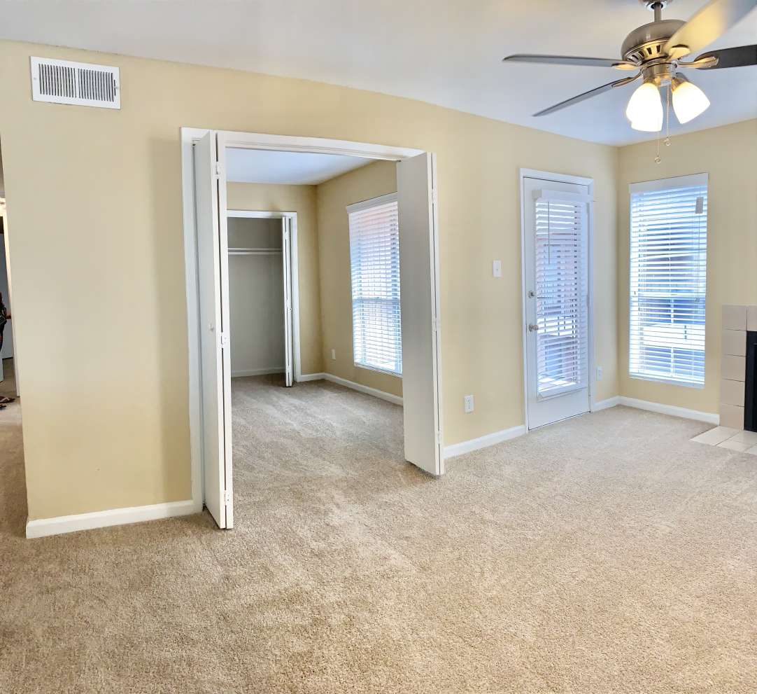 Two Bedroom Apartments at Ashford Pointe Apartments in Houston, Texas