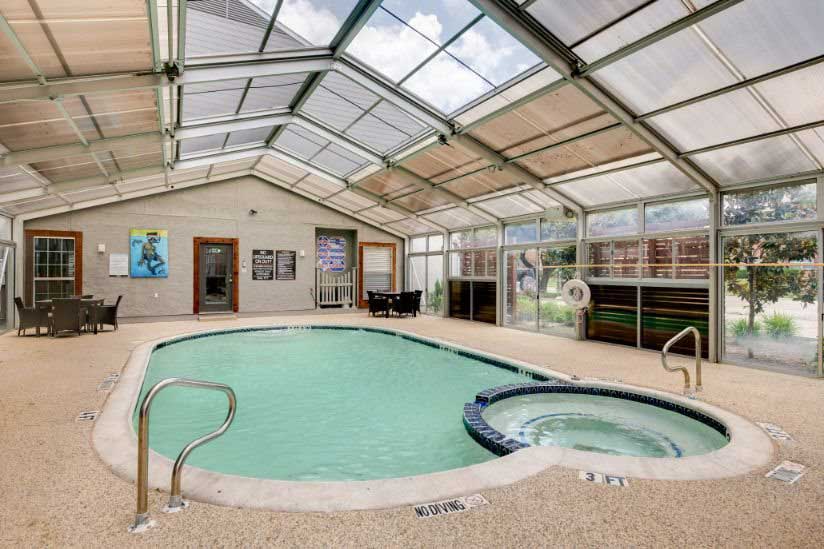 Swimming Pool with Jacuzzi at Ashton Oaks in McKinney, Texas