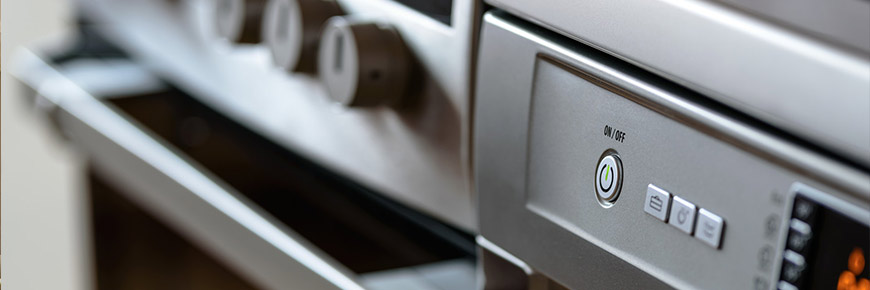 Deep Cleaning Your Apartment Home? Tackle Your Oven Next with These Tips  Cover Photo