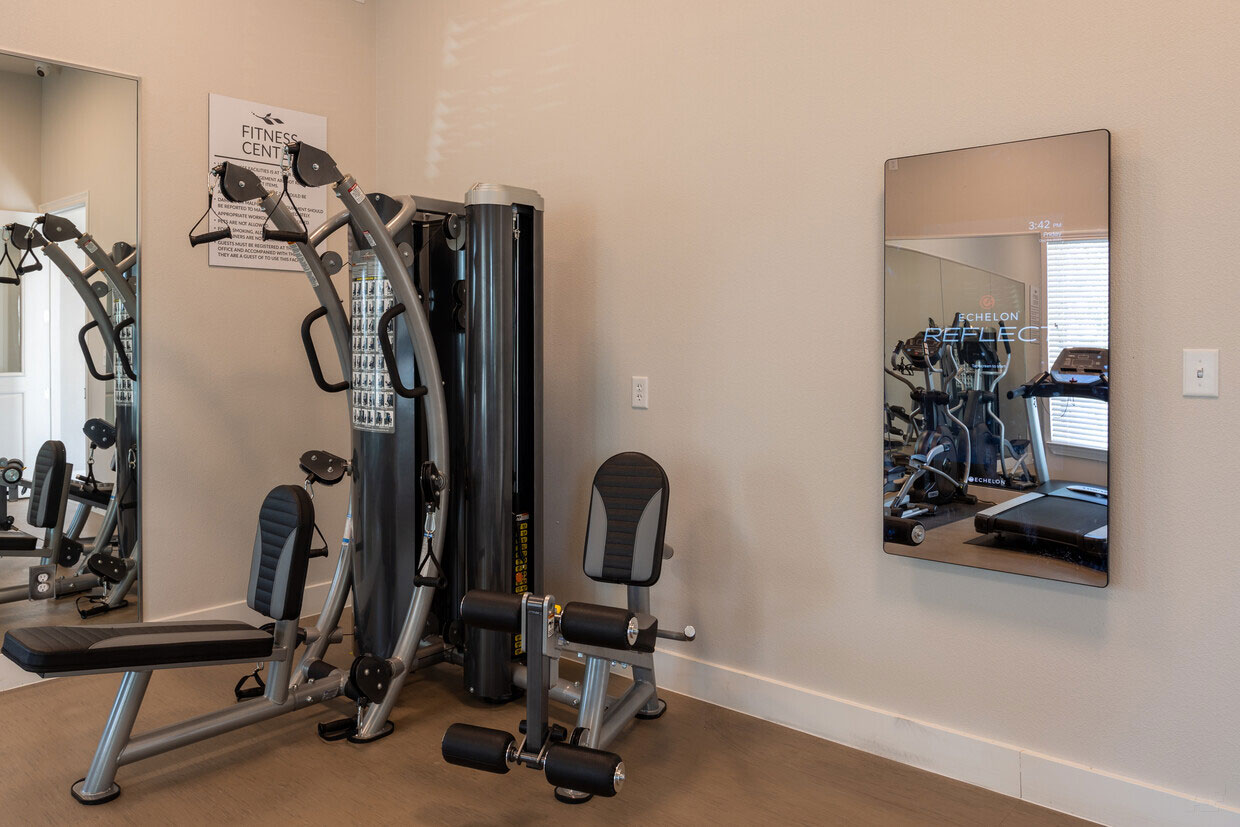 Fitness Gym at Austin Creekview Apartments in Austin, TX