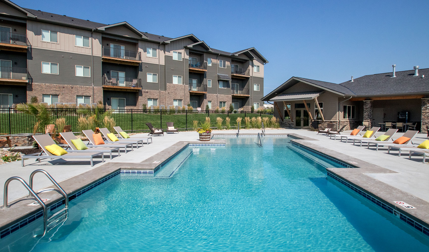 Avenue 204 at Royal View Apartments with Resort-style Swimming Pool