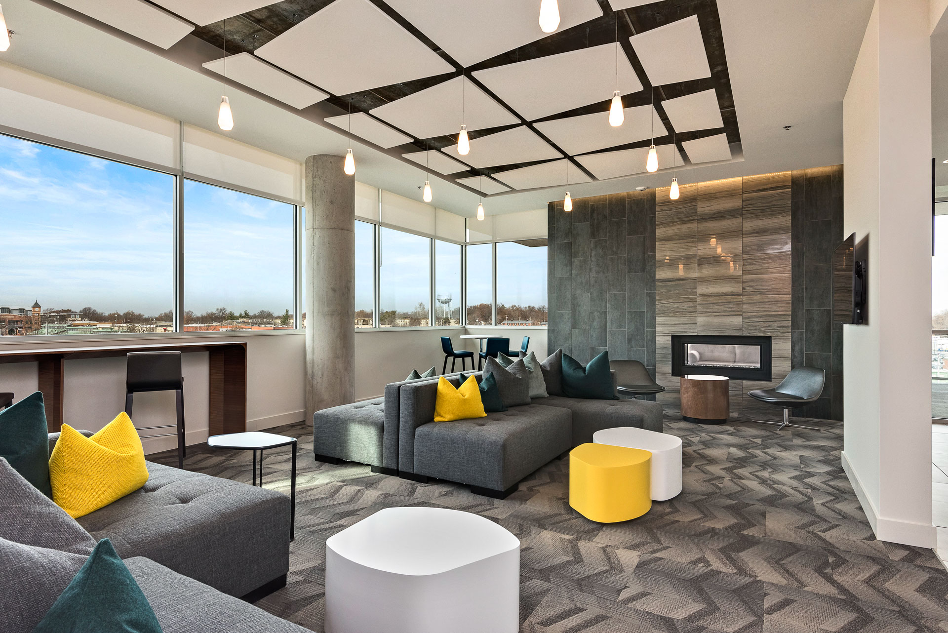 Residents Lounge at Avenue 80 Apartments