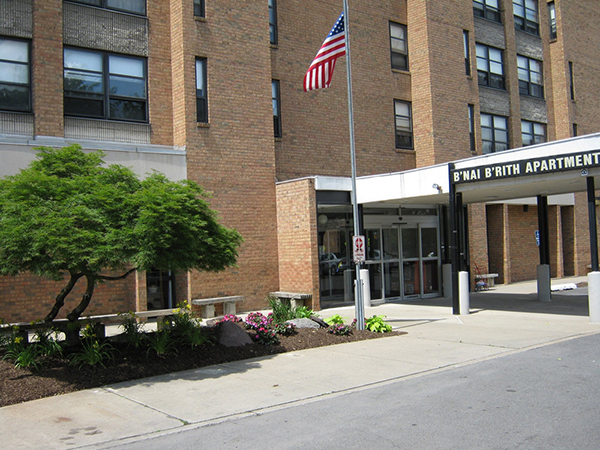 Apartments for Rent in Wilkes-Barre at B'nai B'rith Senior Apartments in Wilkes-Barre, PA