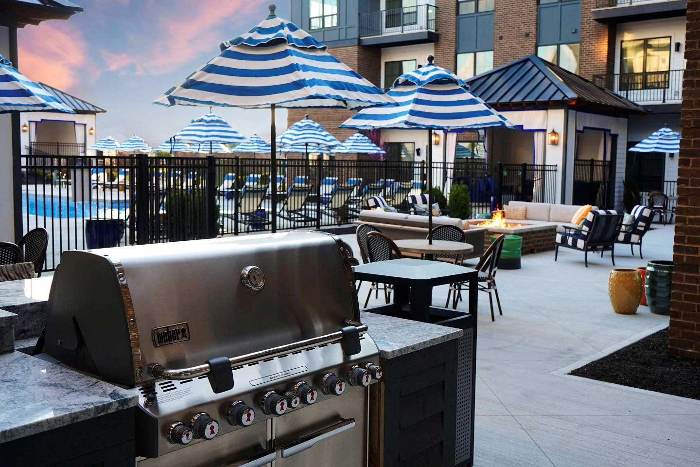 Grilling Pavilions at Belmont House Apartments in Columbus, OH