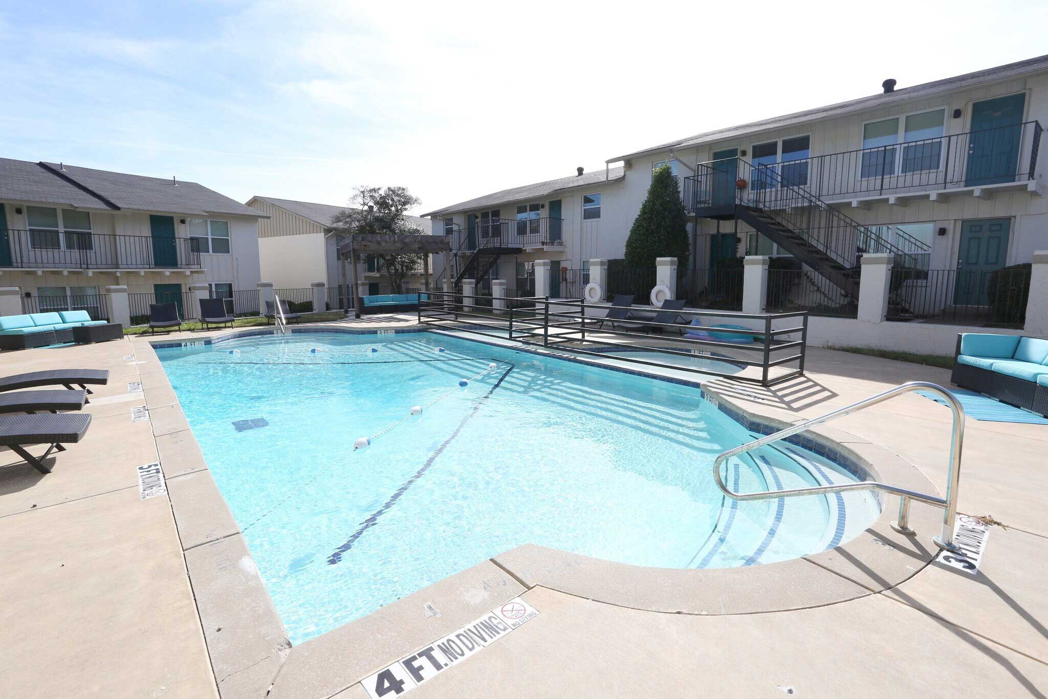 Resort Style Swimming Pool