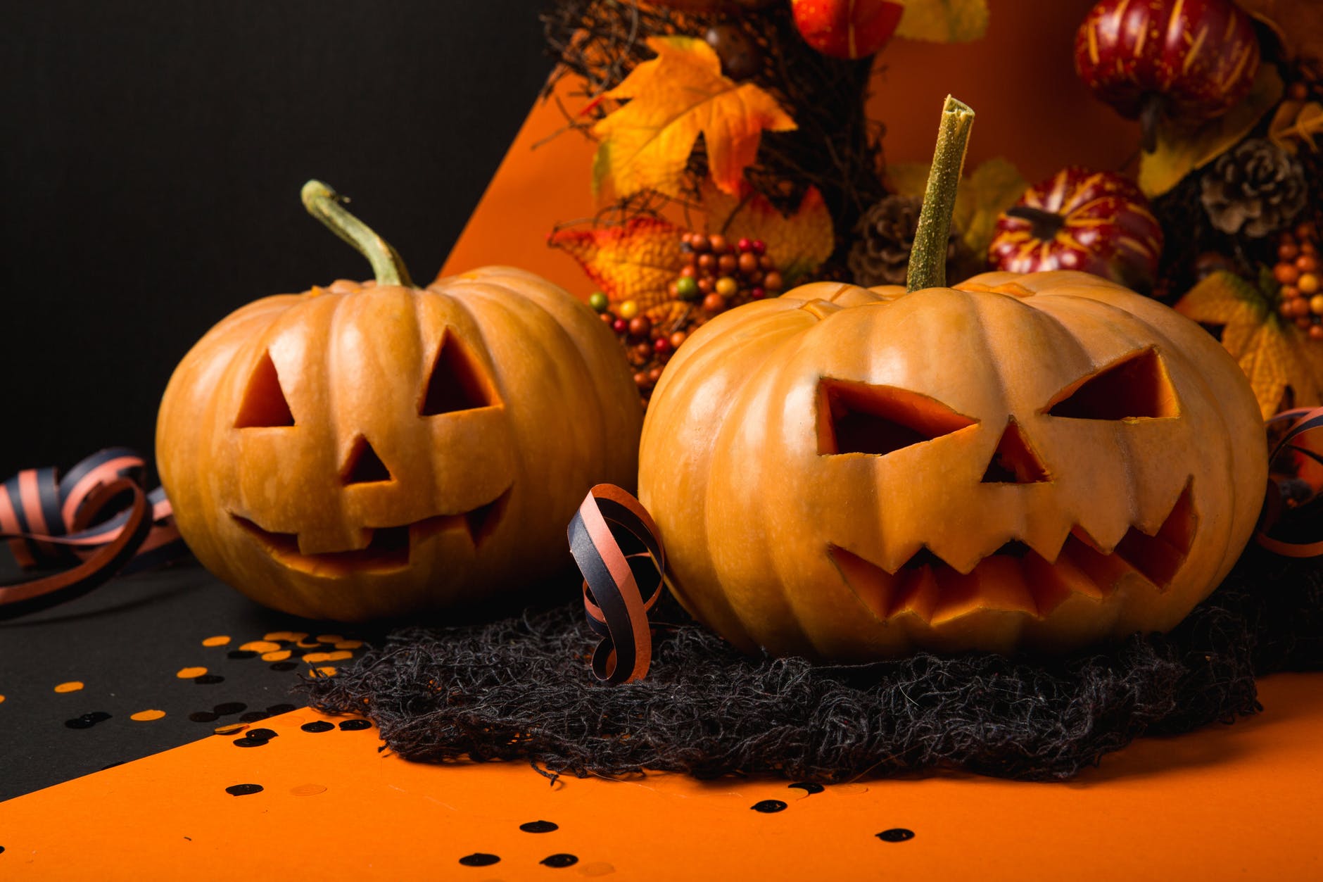 Halloween Apartment Décor Ideas with Spookish Style Cover Photo