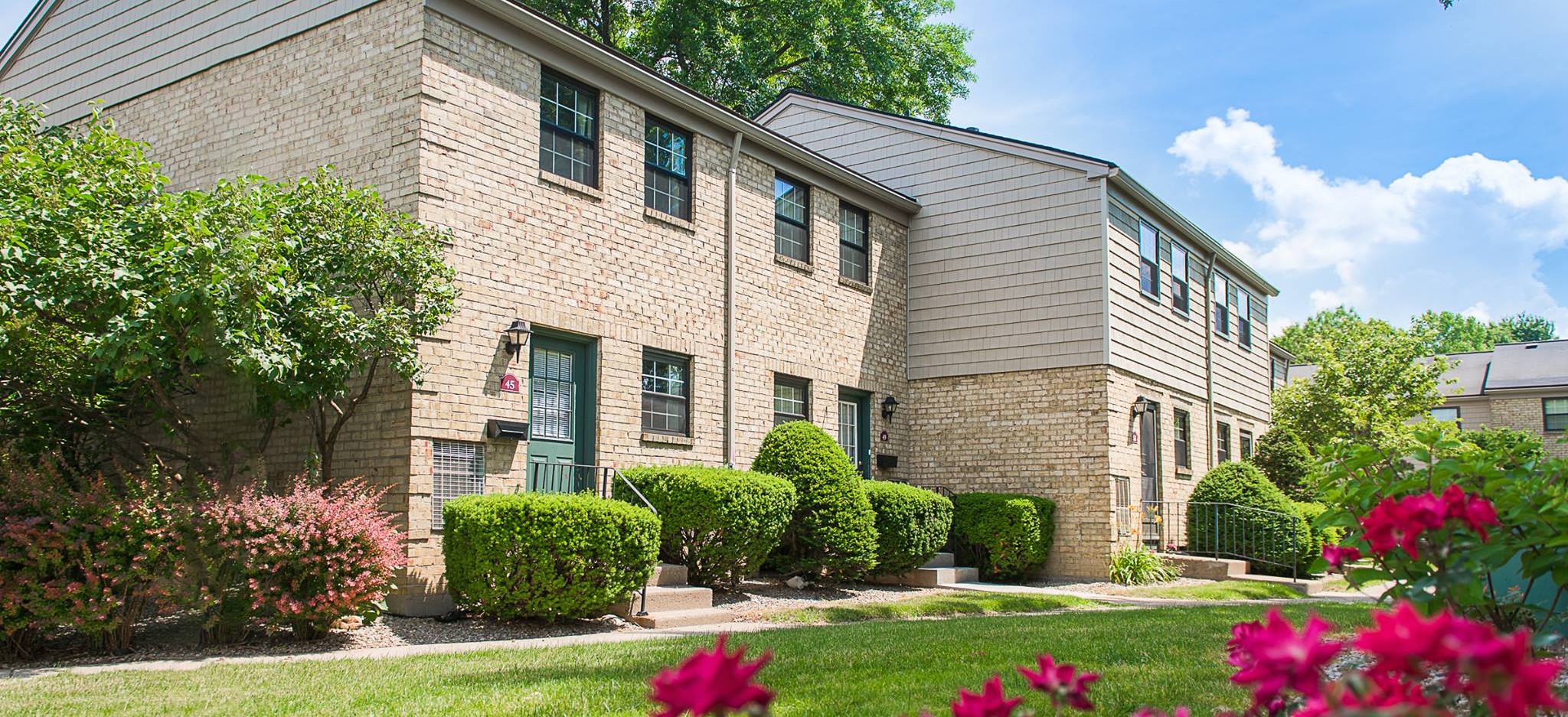 Chartwell Townhouse Apartments
