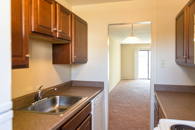 Kitchen at the Chartwell Townhouse Apartments