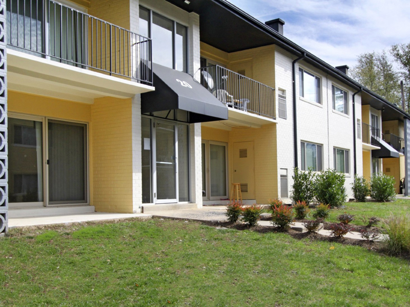 Exterior View at the Chelsea Park Apartments in Gaithersburg, MD