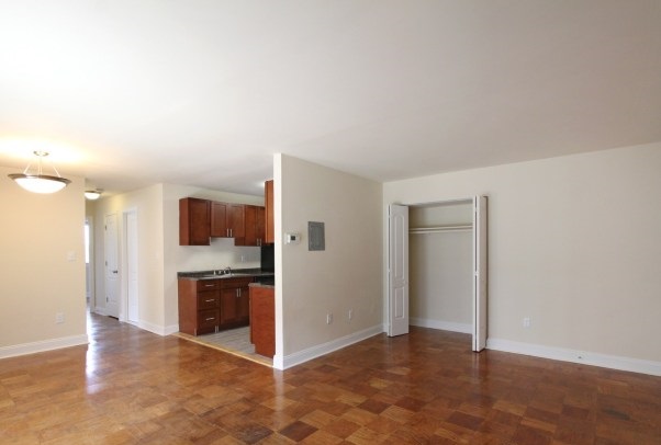 Spacious Apartments with Large Closet Space at the Chelsea Park Apartments