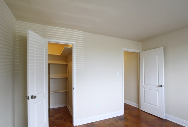 Bedroom with Large Closet at the Chelsea Park Apartments
