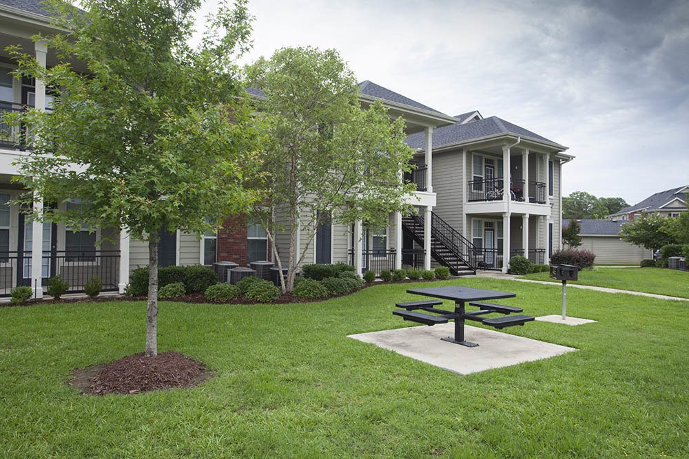Balcony or Patio at Country Club Pointe Apartments Homes in Lake Charles, Louisiana