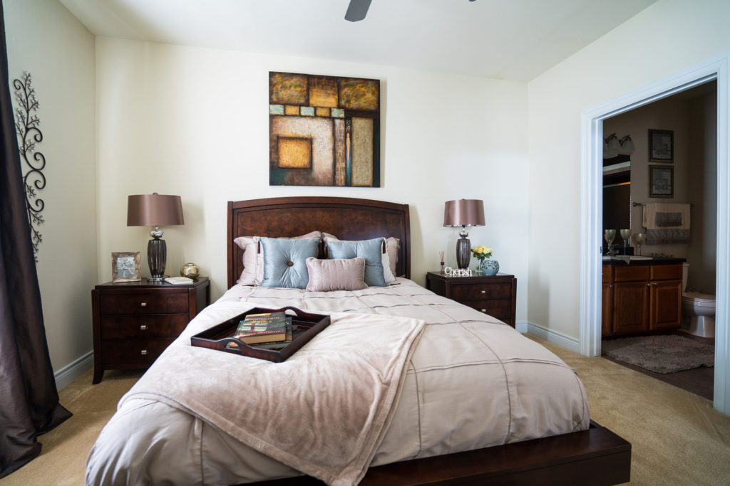 Glamorous Bedroom Designs at The Crescent at River Ranch Apartments in Lafayette, LA