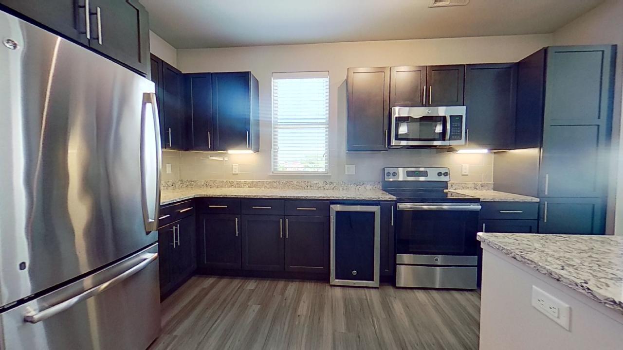 A4 Kitchen at the Vue at Creve Coeur Apartments in Creve Coeur, MO