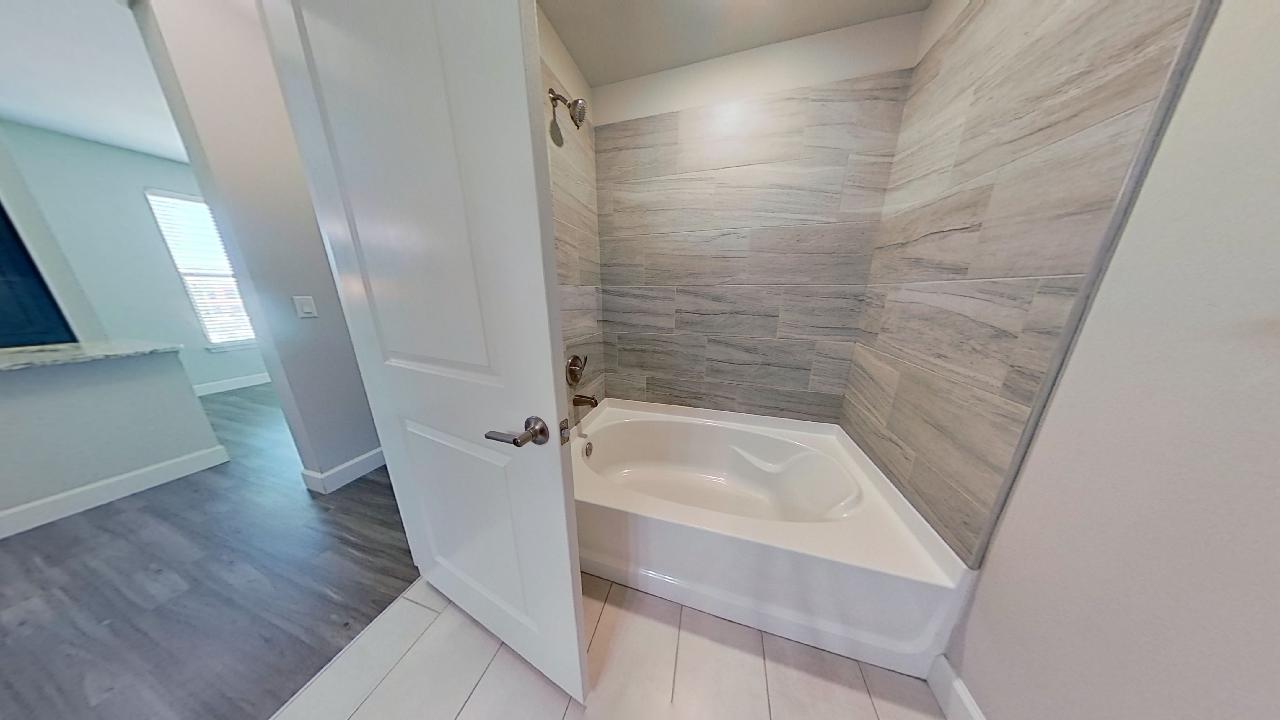 Shower and Tub at the Vue at Creve Coeur Apartments in Creve Coeur, MO
