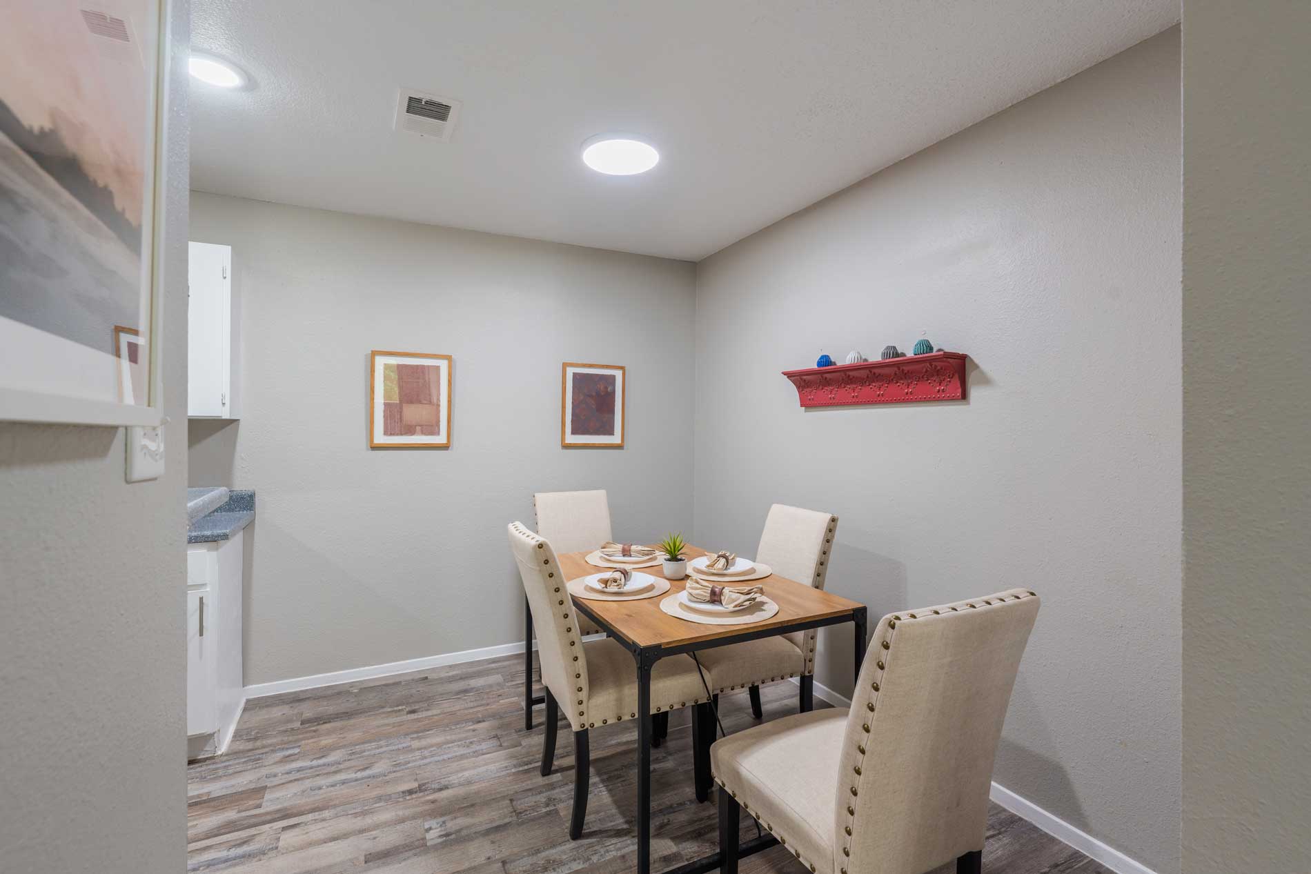 Elegant Dining Nook