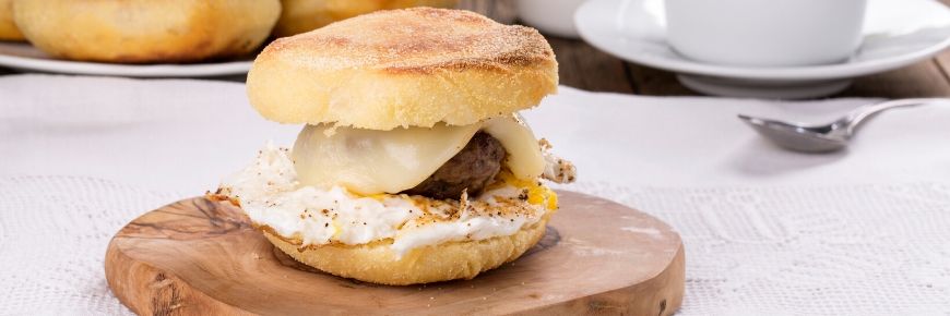 Enjoy Your Cheat Meal to the Fullest Extent with These Delectable Breakfast Burgers Cover Photo