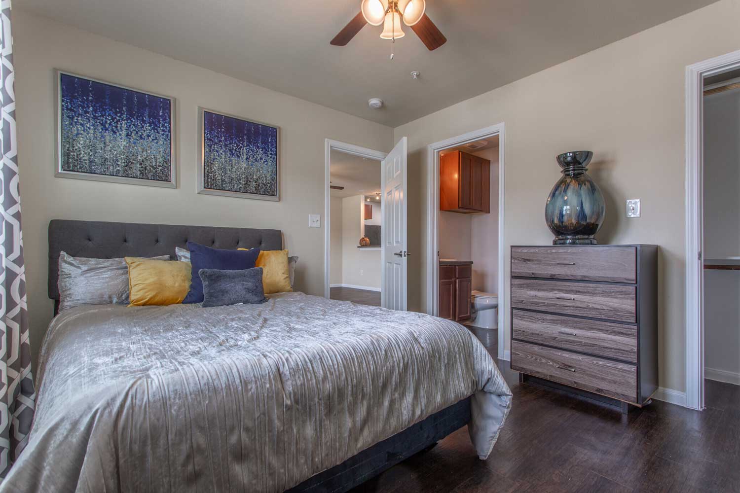 Interior of Bedroom at Esperanza at Wilson Road Apartments in Humble, Texas