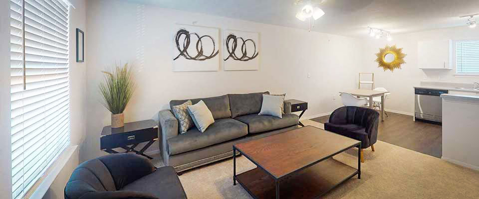 Spacious Living Area at Esperanza at Queenston