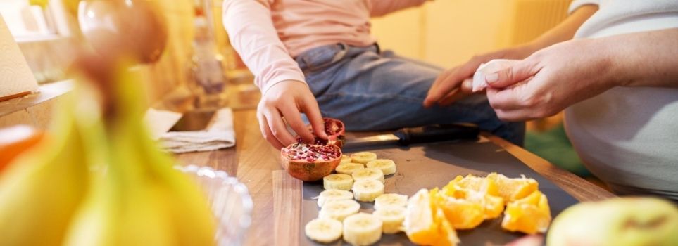 Encourage a Love of Healthy Eating —These Tips for Parents Will Help! Cover Photo