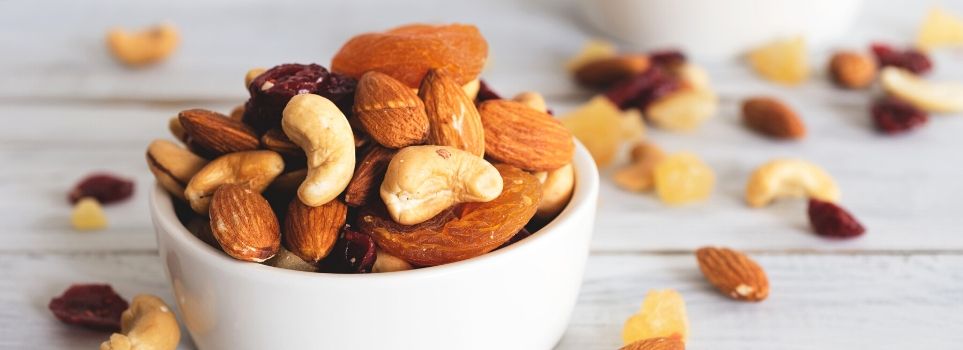 Get Ready to Snack with These Smart Choices That Make It Very Simple Cover Photo