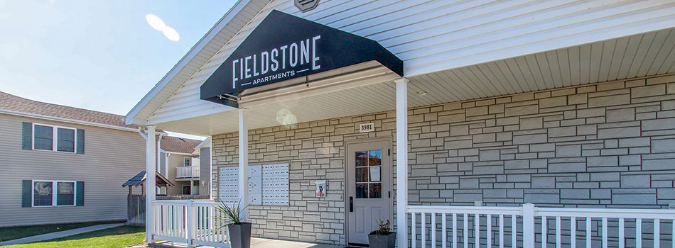 Leasing Office Exterior at Fieldstone Apartments