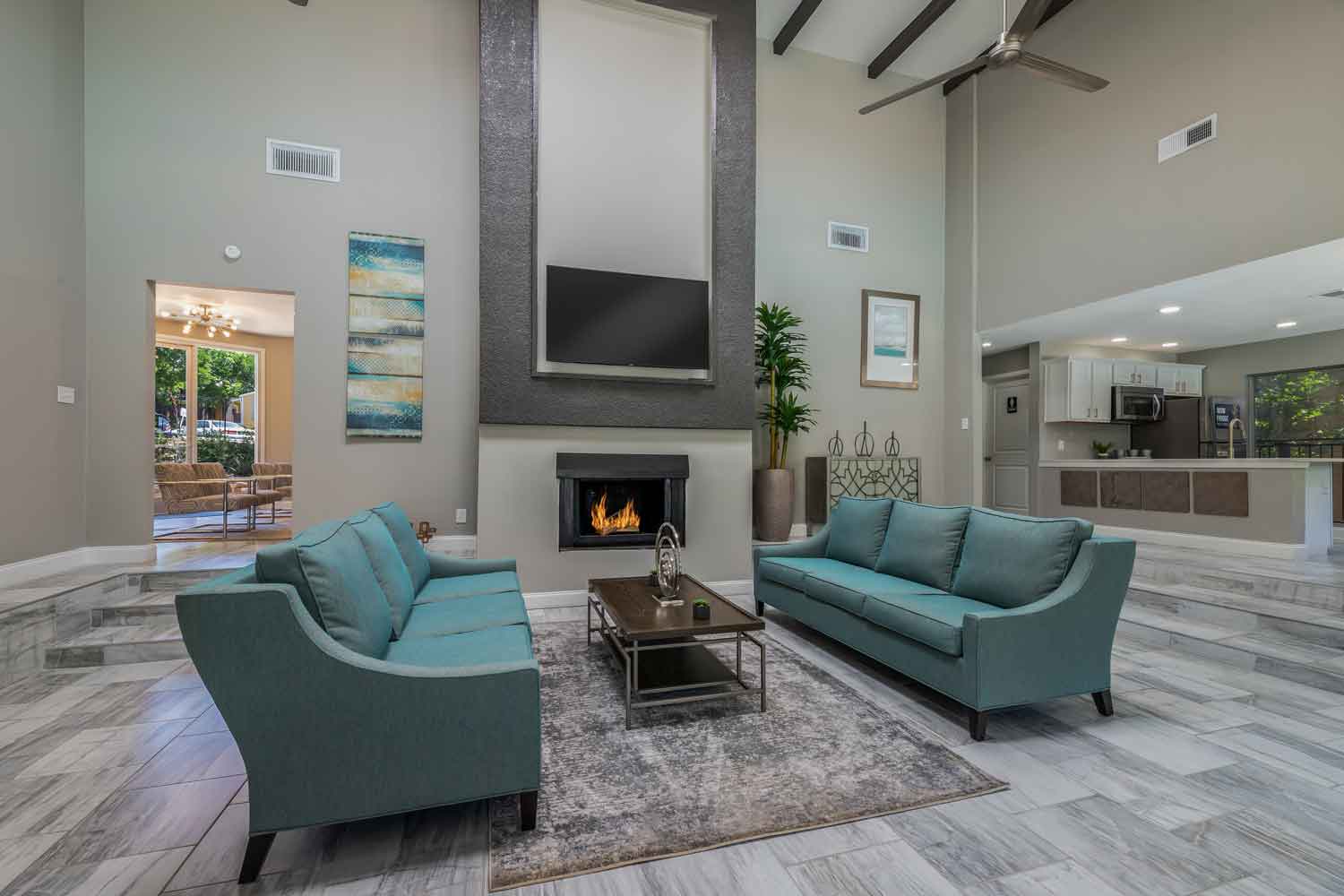 Exclusive Clubhouse at Flintridge Apartment Homes in Arlington, TX