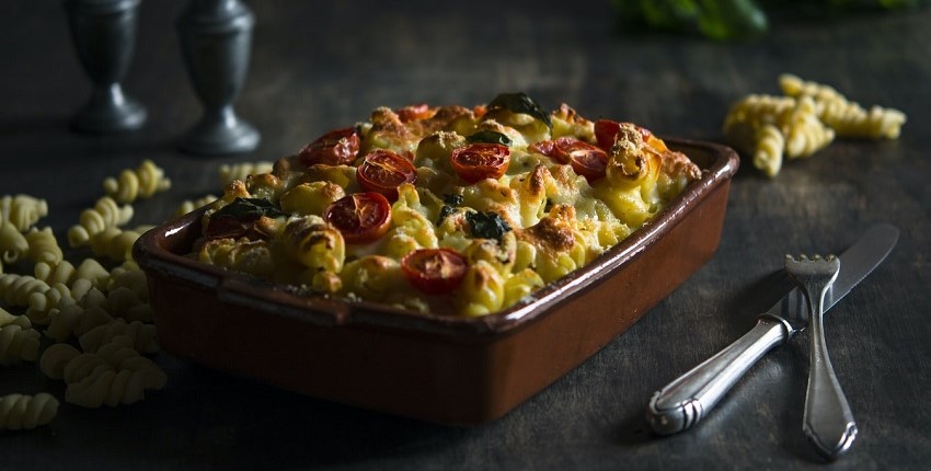 Holiday Casserole Recipes to Feed A Crowd! Cover Photo