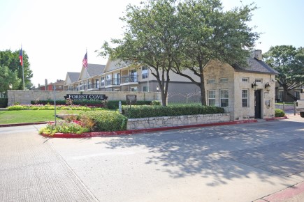 Apartments for Rent at North Star Apartments in Dallas, Texas