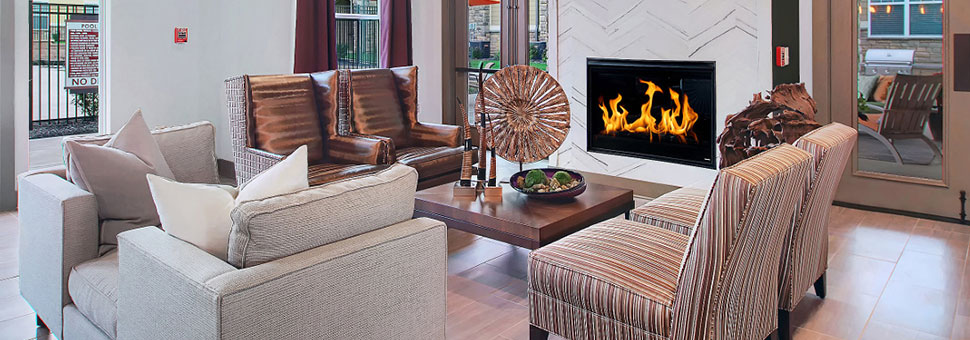 Lounge Area with Fireplace at The Reserve at Fountainview