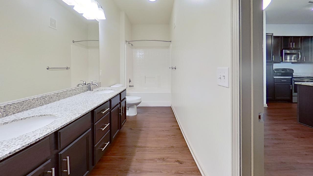 Shower and Tub at The Reserve at Fountainview Apartments in Saint Charles, MO