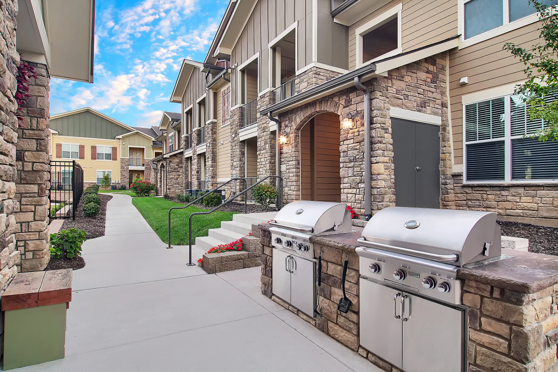 Inviting Grilling Area at the Reserve at Fountainview Apartments in Saint Charles, MO