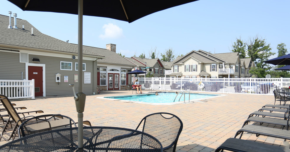 Green Wood Park Townhouses and Apartments in Rochester, New York