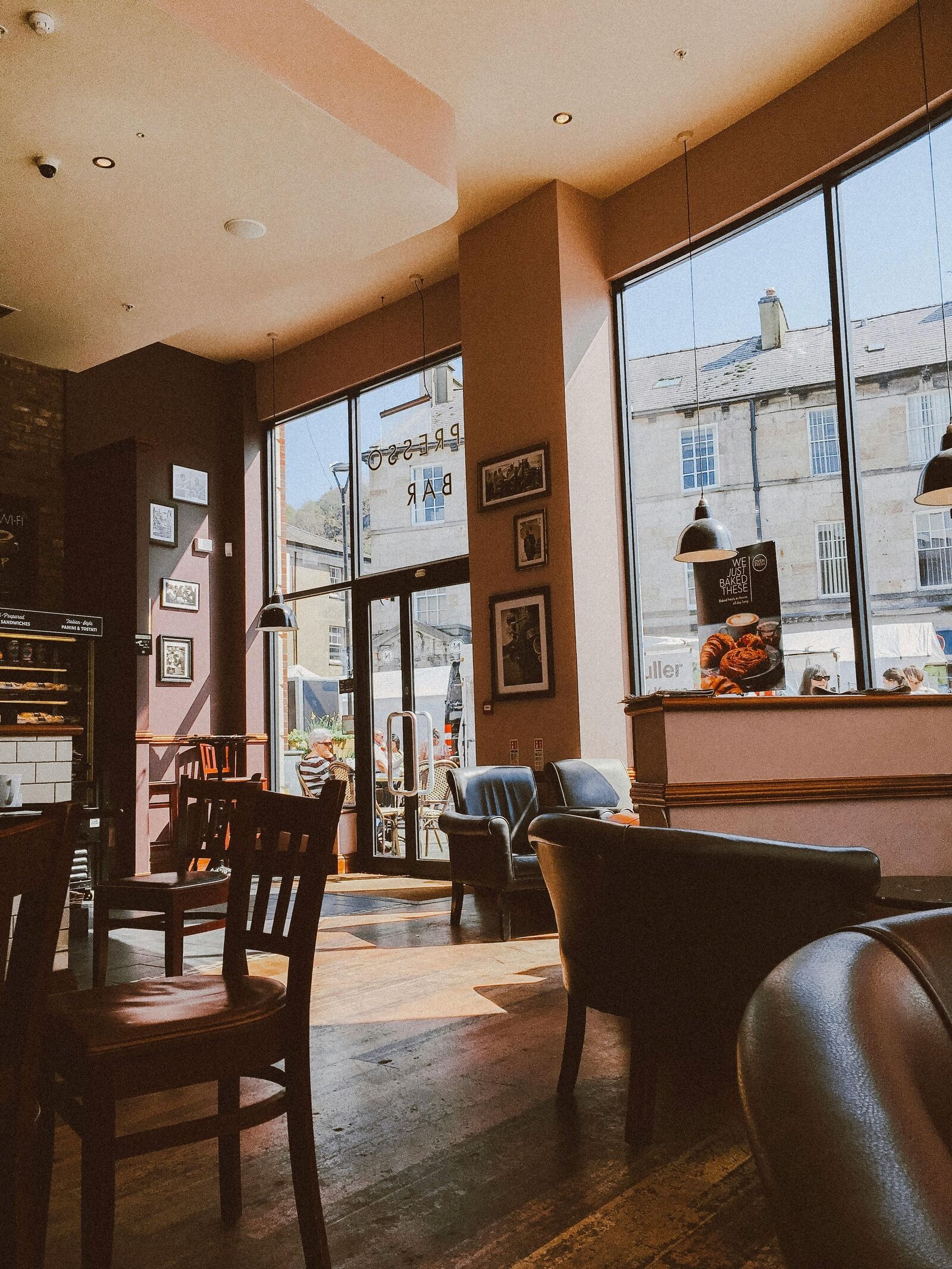 Image for How to Enjoy a Relaxing Day in Middlesex: Parks, Cafes, and More