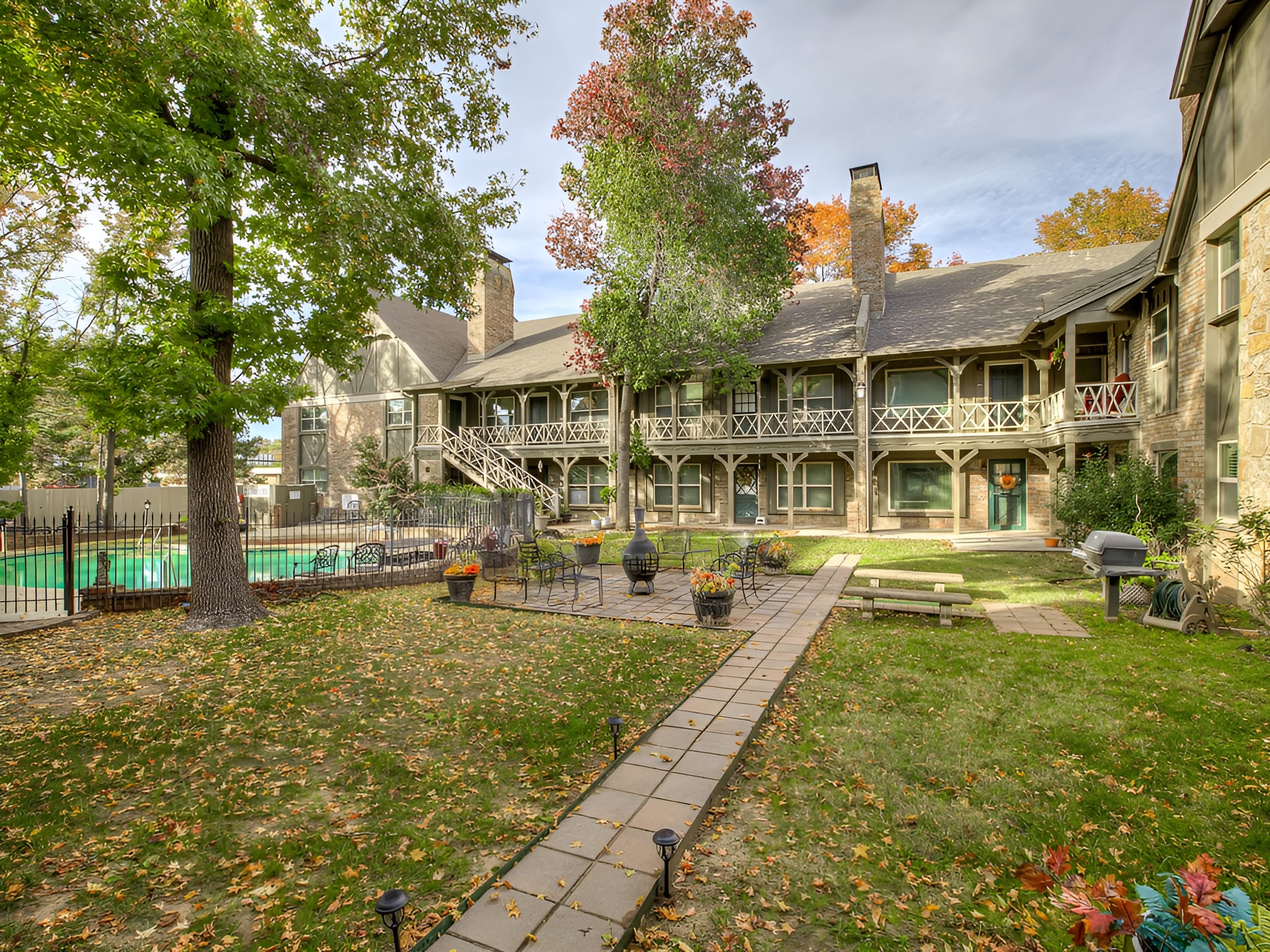 Heatherwood Apartments