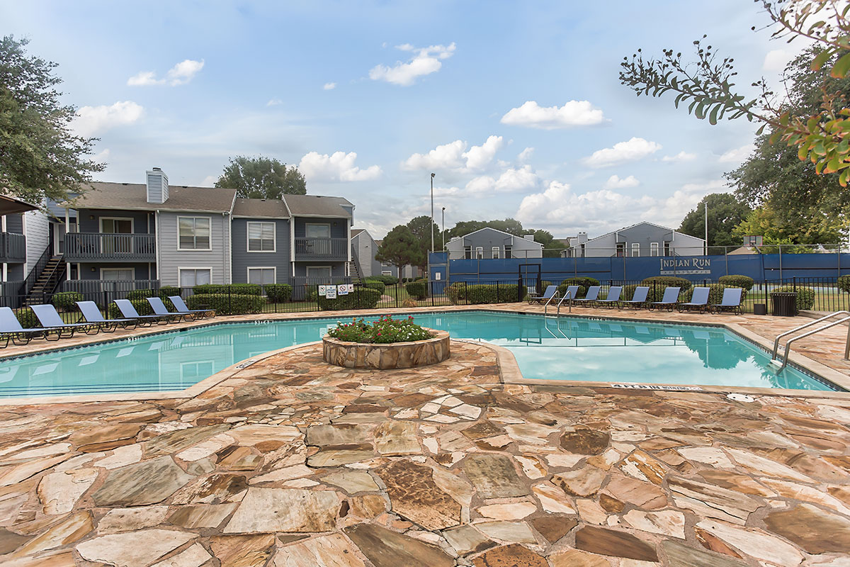 Poolside Lounge Area at Indian Run Apartments