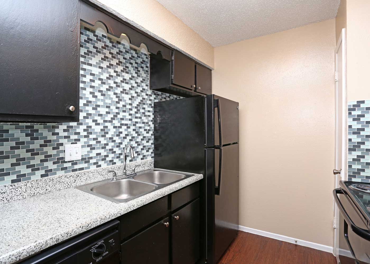 All Black Kitchen Appliances at The Junction Apartments in Arlington, Texas