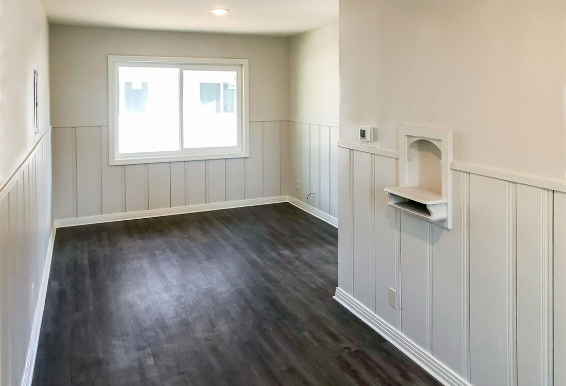 Apartments for Rent with Plank Flooring at Laurel Flats Apartments in Tyler, Texas