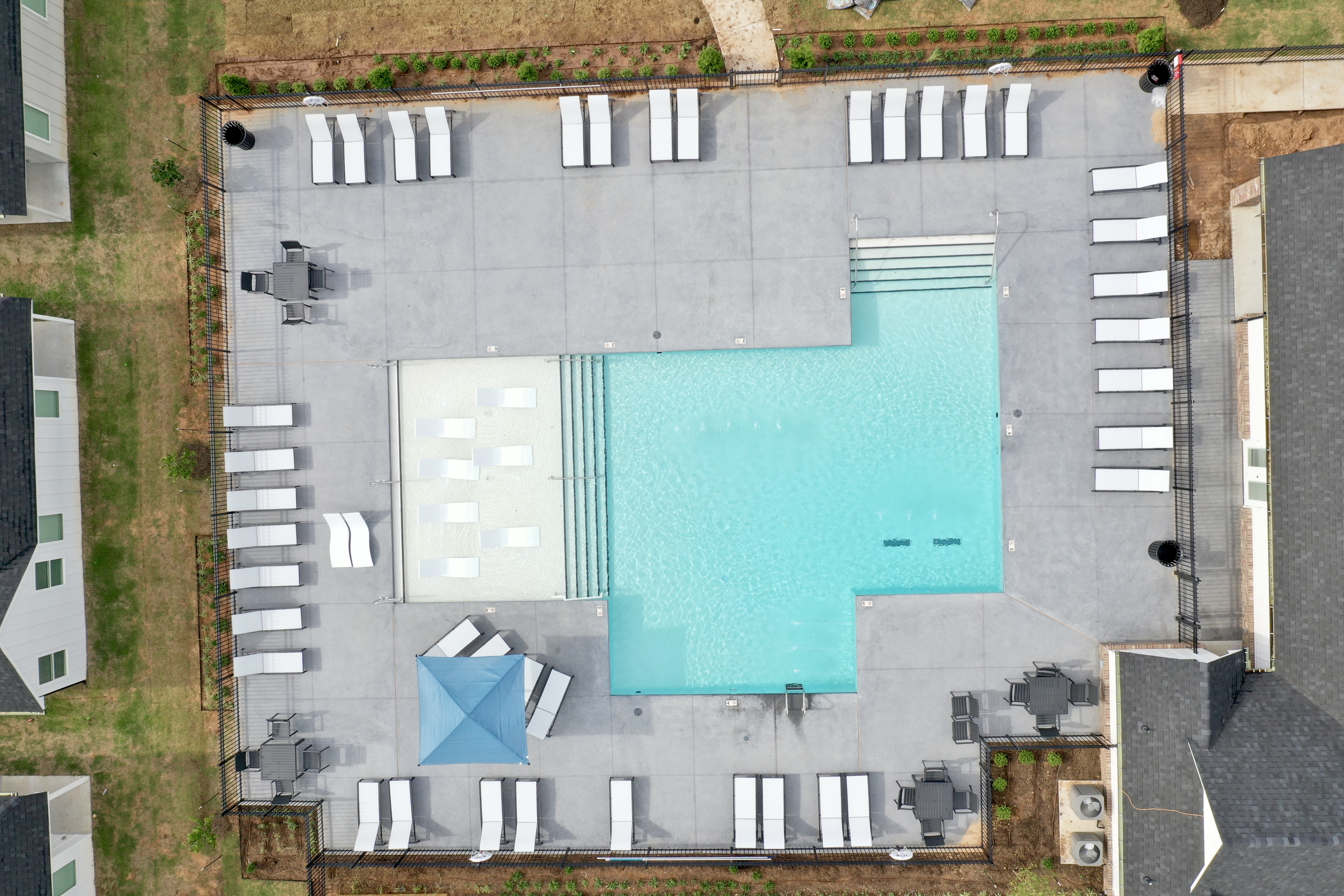 Resort Style Swimming Pool