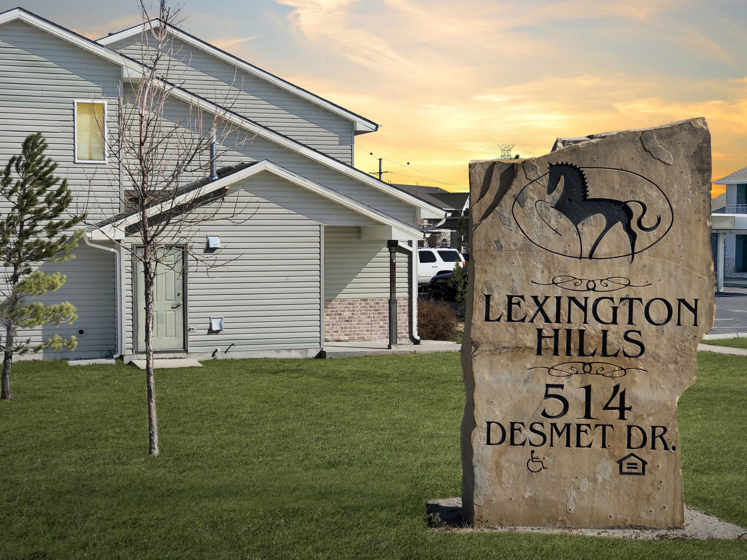 Lexington Hills Apartments Property Signage