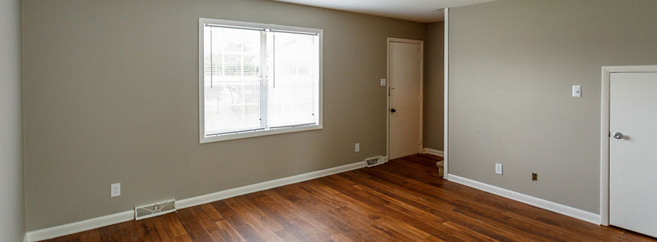 Bright Interior with Wood Flooring and Window Blinds