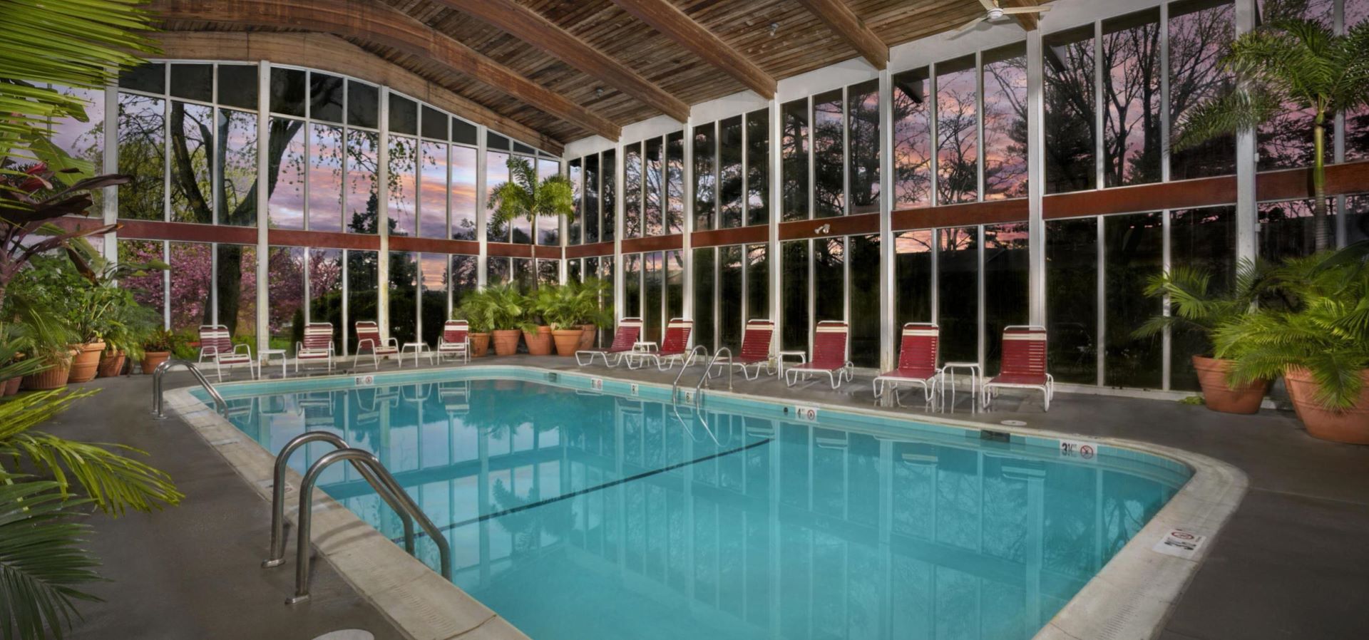 Heated Indoor Pool in Londonderry Apartments