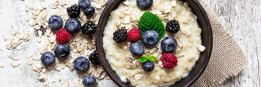 Rise and Shine! This Slow Cooker Oat Porridge will Amplify Your Breakfast  Cover Photo