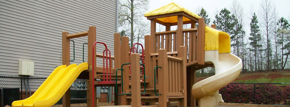 Children's Playground at Magnolia Pointe Apartments