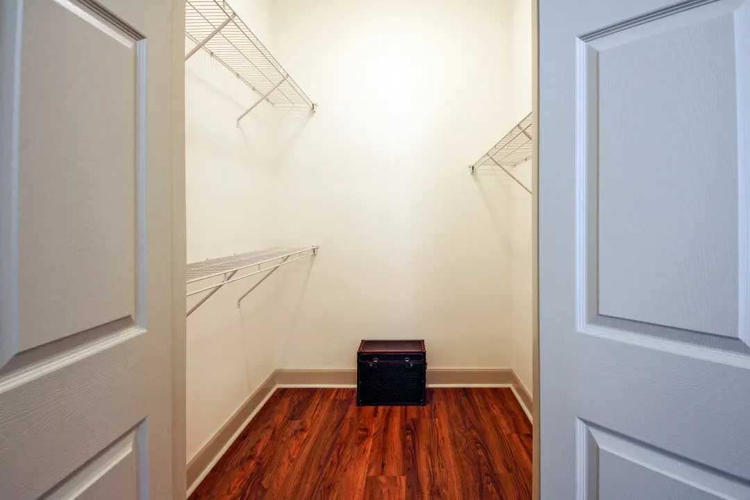 Large Walk-in Closets at Mainstreet at River Ranch Apartments in Lafayette, LA